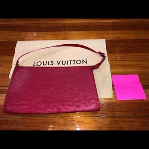 Authentic louis vuitton pochette